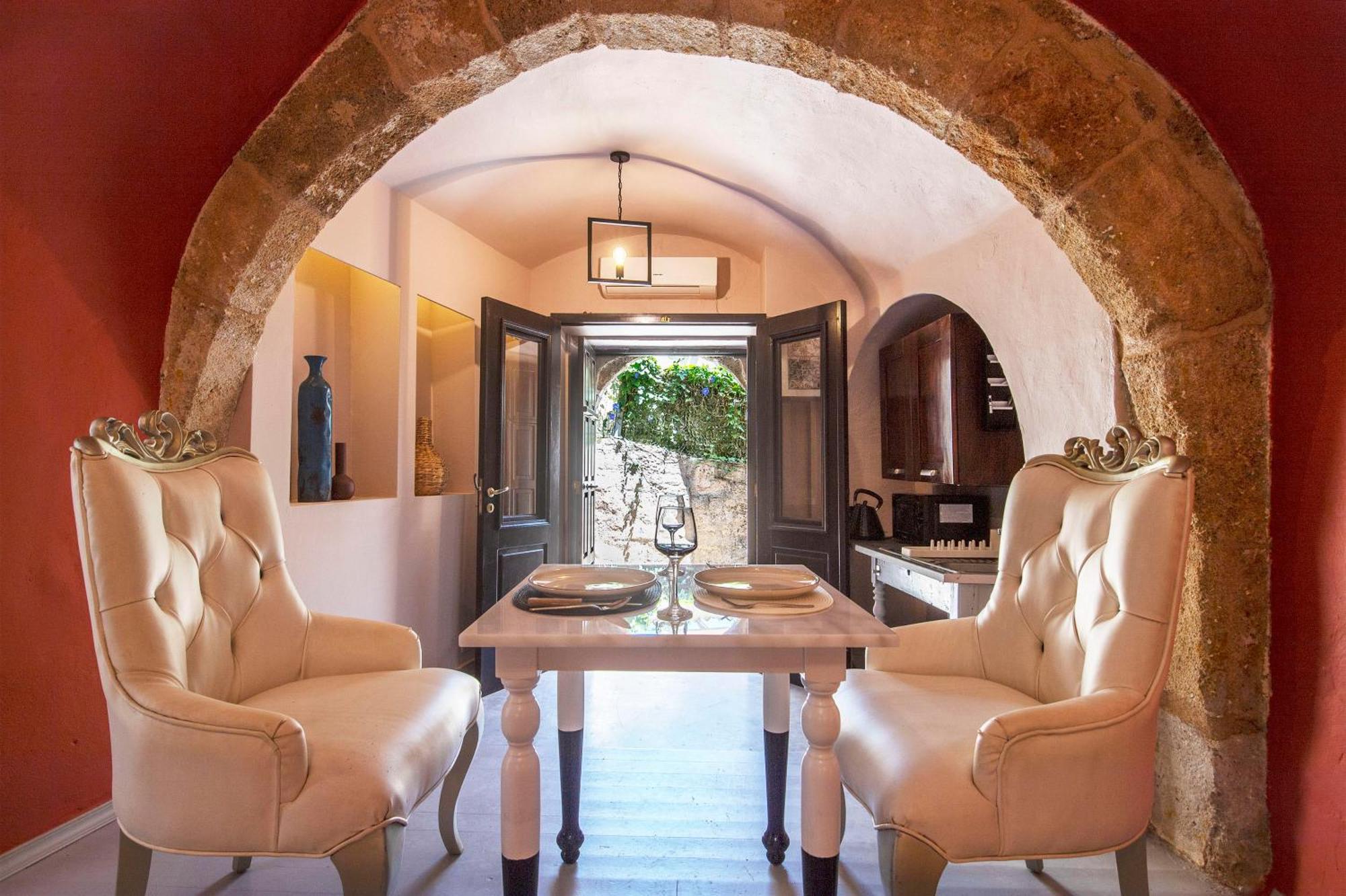Old Town Corner Luxury Studios Rhodes City Exteriör bild